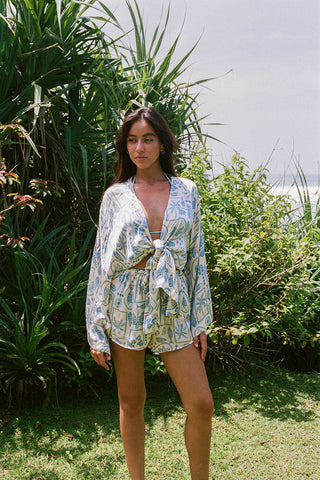 Paradiso Short Satin Kimono - Blue